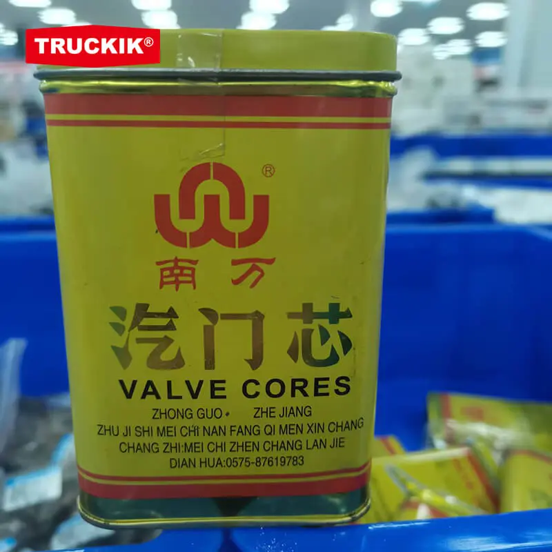 Valve core