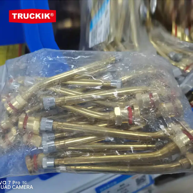 Vacuum tire inflation valve